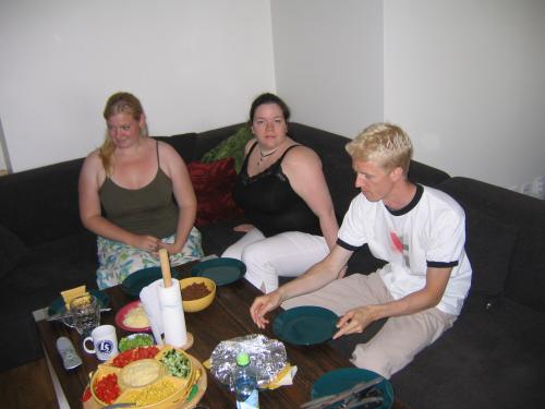 Tone, Anne Karen and �yvind eating taco